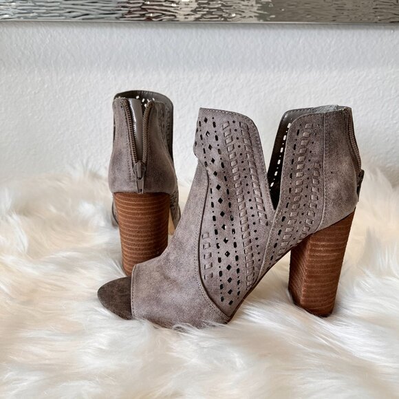 Carlos Santana "Libbie" Peep Toe Block Heel Botties Zip Back 7.5 - Picture 6 of 10